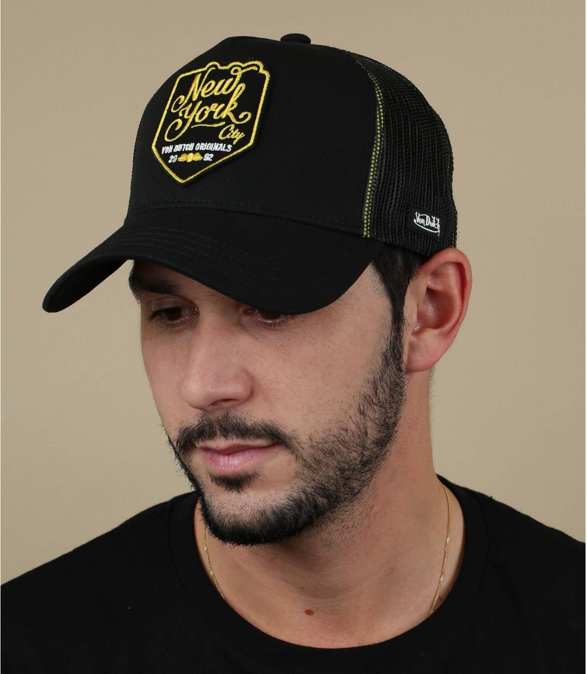 black New York trucker Von Dutch Trucker new York black